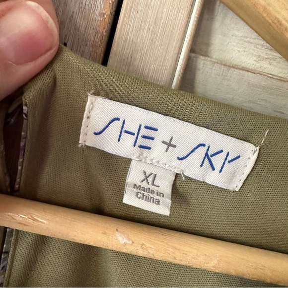 Green belted dress - Picture 3 of 9